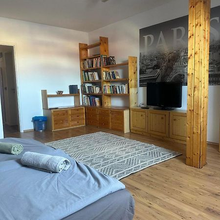 זלאגרסג Hotello Apartmanhaz Es Panzio מראה חיצוני תמונה