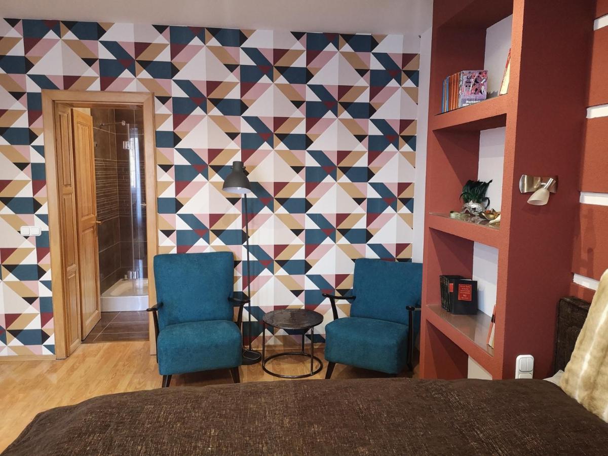 זלאגרסג Hotello Apartmanhaz Es Panzio מראה חיצוני תמונה