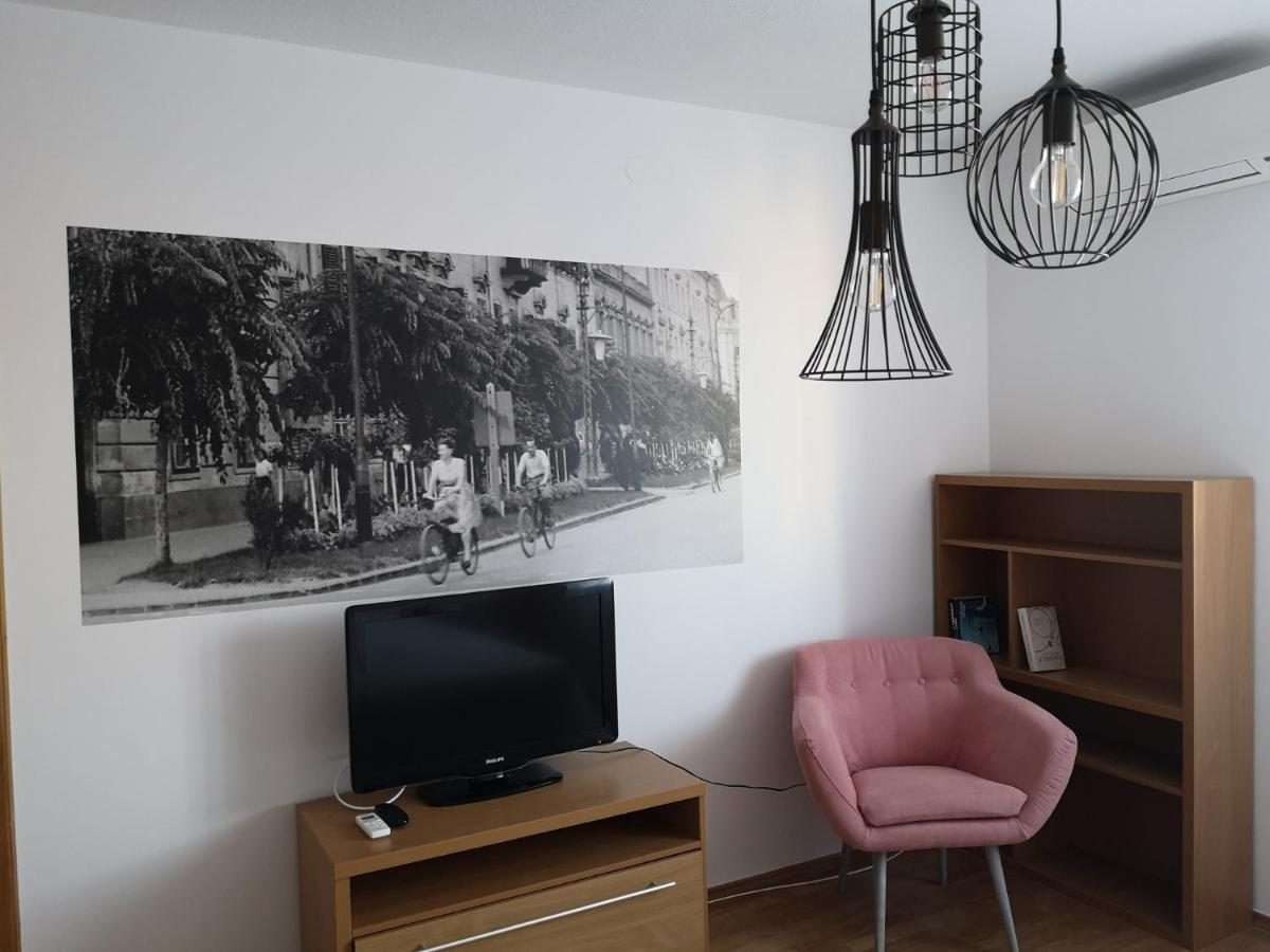זלאגרסג Hotello Apartmanhaz Es Panzio מראה חיצוני תמונה