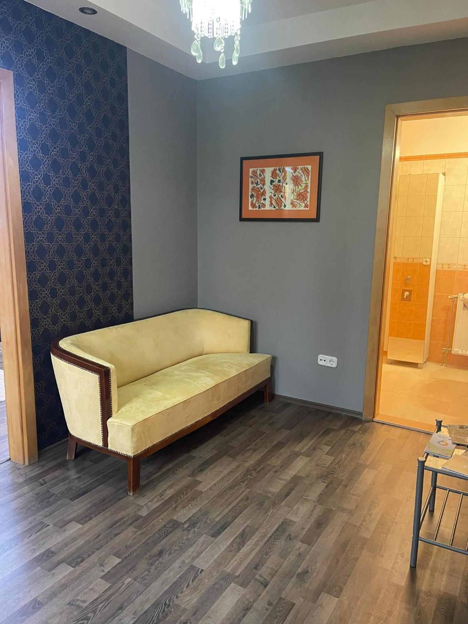 זלאגרסג Hotello Apartmanhaz Es Panzio מראה חיצוני תמונה
