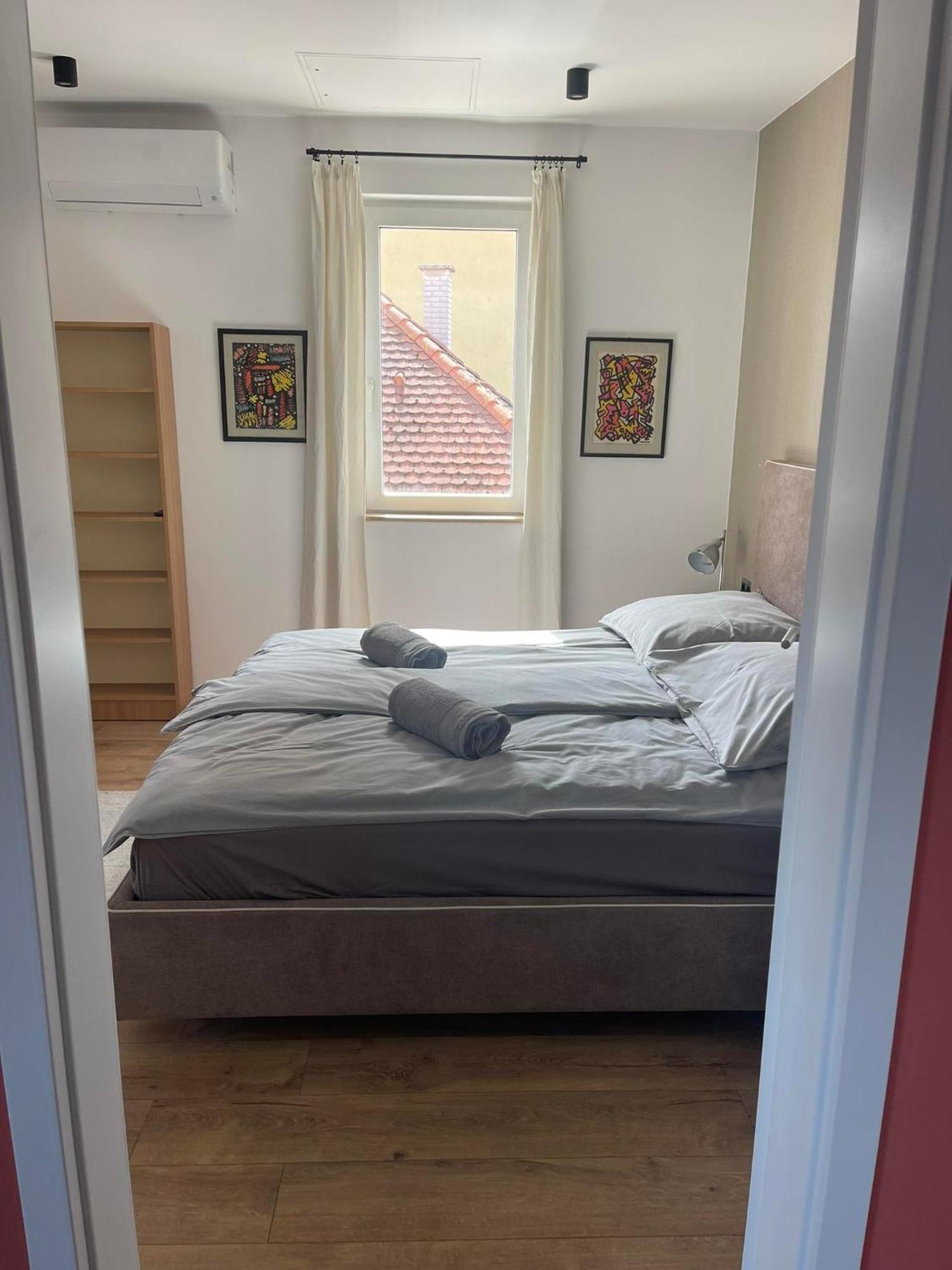 זלאגרסג Hotello Apartmanhaz Es Panzio מראה חיצוני תמונה